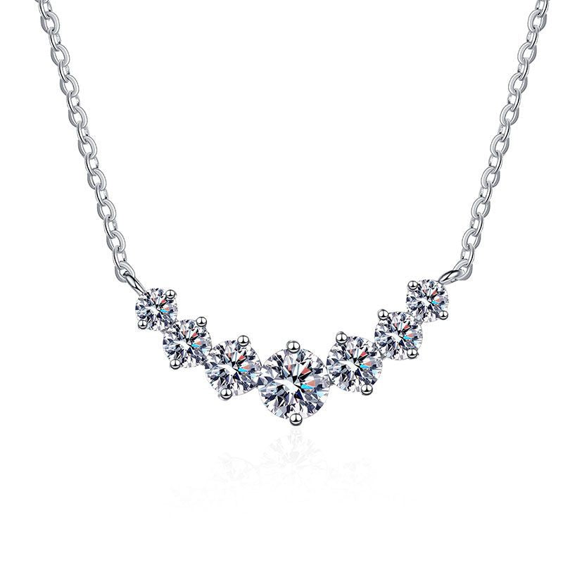 Valentine's Day Gift - Beating Heart Moissanite Diamond Necklace